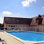 Terres De France - 公寓式酒店 3*