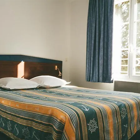 Aparthotel Terres De France -