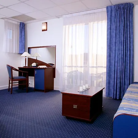 شقة فندقية Terres De France -