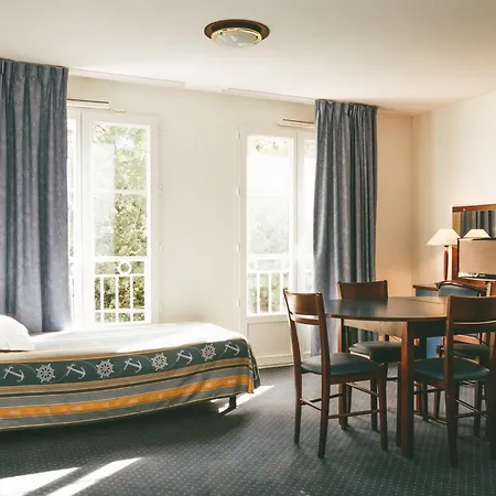 Terres De France - Lägenhetshotell 3*