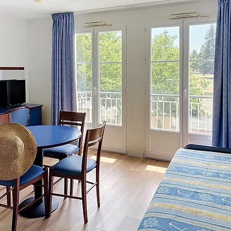 Terres De France - Aparthotel La Roche-Posay