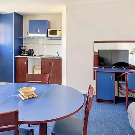 Terres De France - Aparthotel 3*