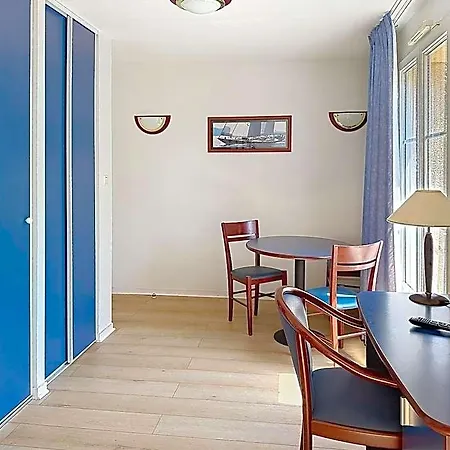 Hotel apartamentowy Terres De France -
