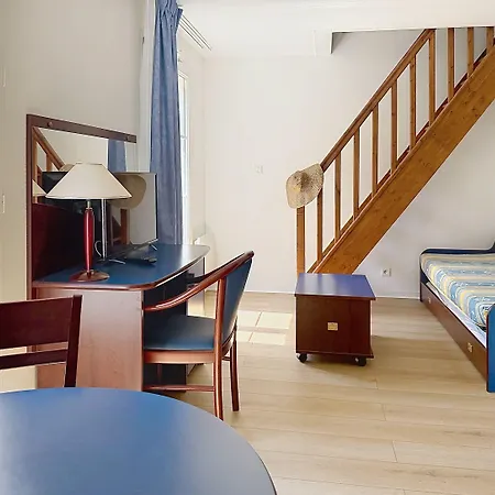 Terres De France - Aparthotel