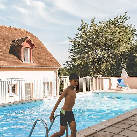 Terres De France - شقة فندقية 3*